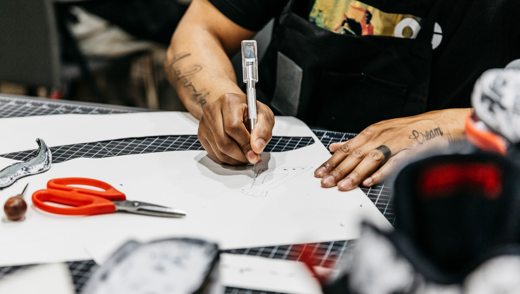 Shoe surgeon shoe school training with students