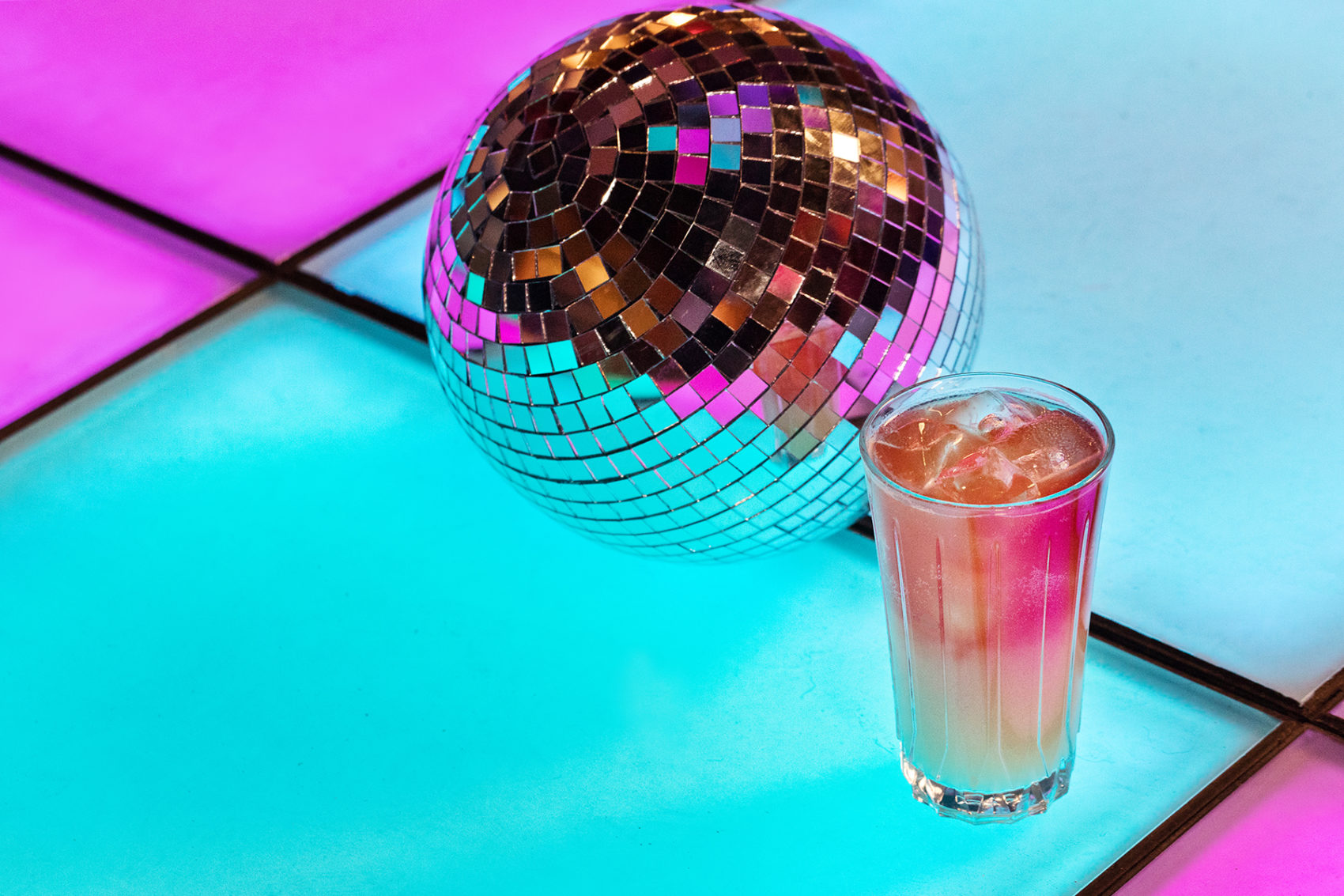 drink of kiss kiss bang bang lounge