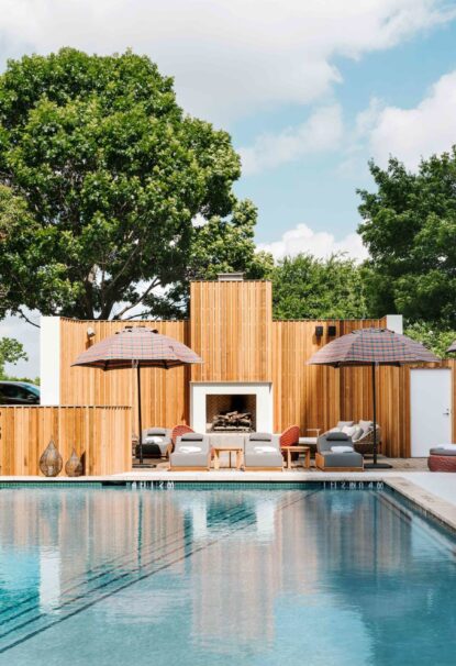 Empty pool with table & chairs